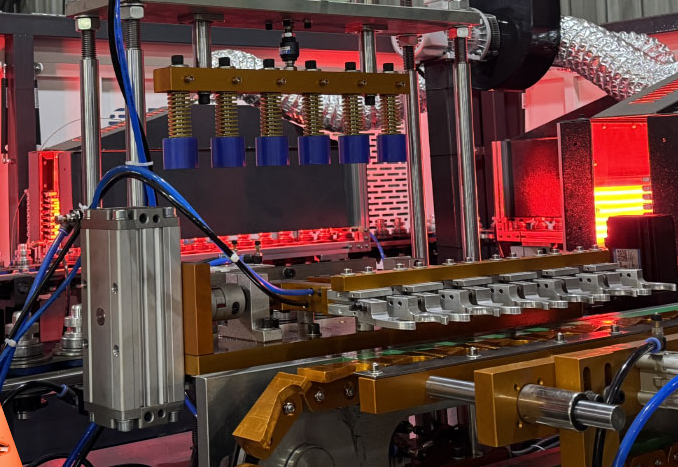 Modulair IR array van 10 kW voor Blowmolding